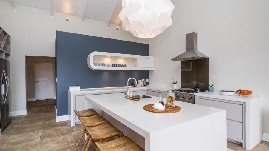 4 Bedroom Property for Sale in The Coves North West